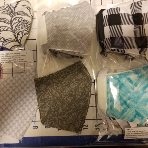 Face masks  XXS, XS, sm, med sizes - Picture 6 of 6